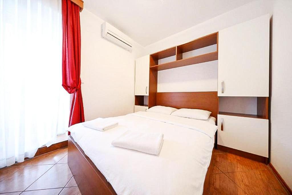 Apartmani "Jadran" パグ エクステリア 写真