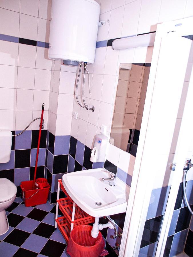 Apartmani "Jadran" パグ エクステリア 写真