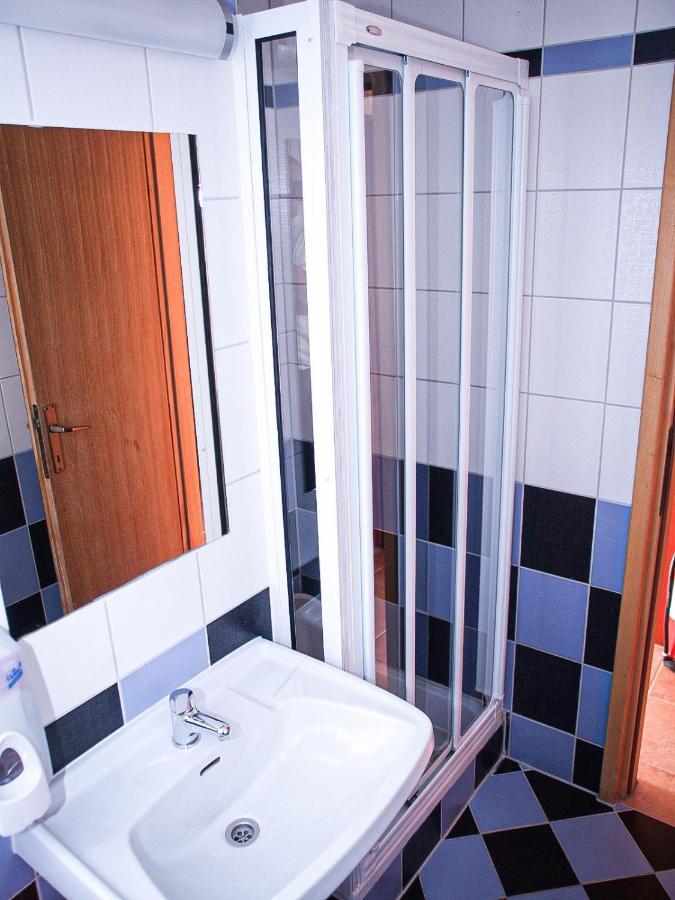 Apartmani "Jadran" パグ エクステリア 写真