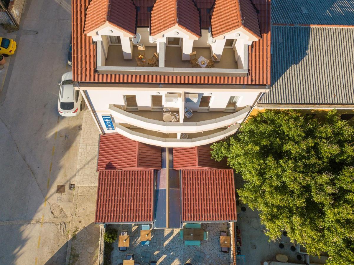 Apartmani "Jadran" パグ エクステリア 写真