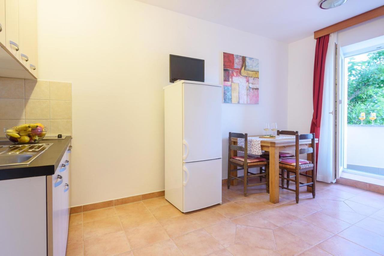 Apartmani "Jadran" パグ エクステリア 写真