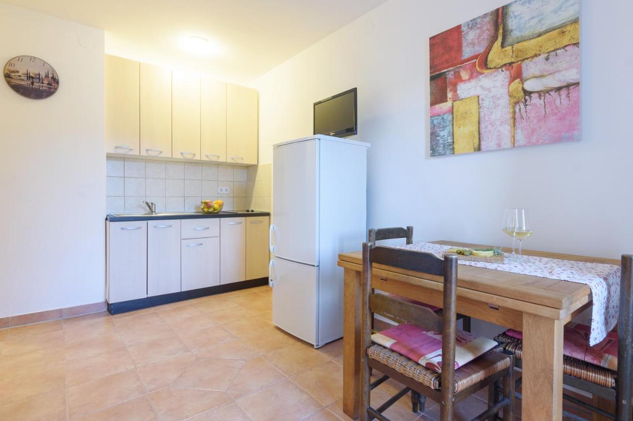Apartmani "Jadran" パグ エクステリア 写真